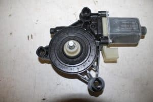 17822396 – 8W0959801 – Raammotor Portier
