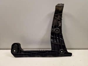 24087879 – 8W6807454 – Rear bumper bracket, right