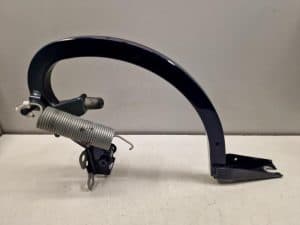 24085176 – 8W6827302 – Tailgate hinge