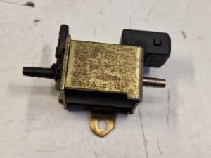 24178628 – 026906283H – Vacuum ventiel