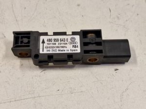 24071884 – 4B0959643E – Airbag Sensor