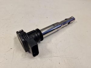 24004664 – 06F905115, 06F905115A, 06F905115B, 06F905115C, 06F905115F, 07K905715F, 07K905715G, U5015 – Bobine