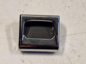 24180629 – 4M0864203B4PK, 4M0864203B – Befestigungsöse Boden