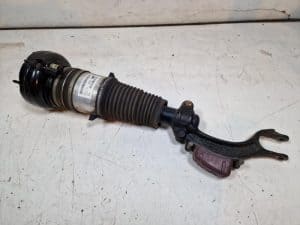 24074878 – 4H0616039AP – Fronts shock absorber, left
