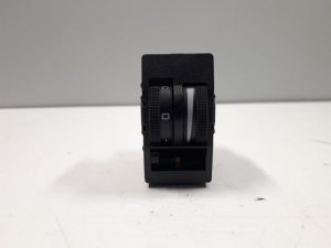 20293109 – 8L0919094AB98 – Leuchtweitenverstellung LWR