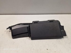 24145303 – 8W6867296V48 – C-Pfosten Abdeckkappe rechts