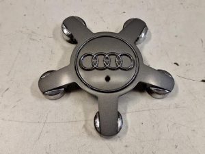 24182675 – 4F0601165N – Radkappe