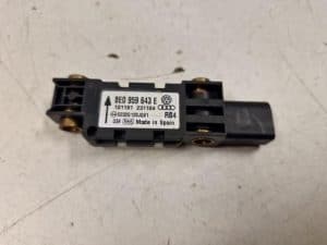 24064848 – 8E0959643E – Airbag Sensor