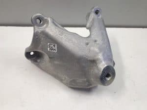 24011144 – 4KE599307A – Stütze (sonstige)