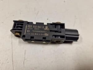 24065106 – 8E0959643B – Airbag Sensor