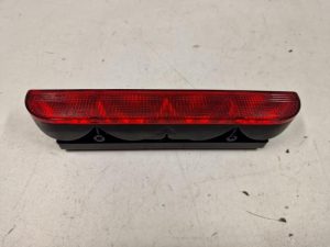 24024020 – 8D5945097A – Extra Remlicht midden