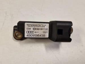 24071984 – 4B0959643B – Airbag Sensor
