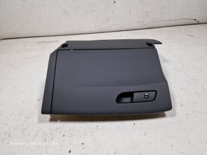 24162562 – 8W1857035B6PS – Handschuhfach