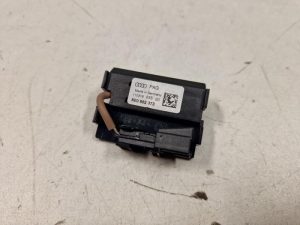 24054090 – 8E0862373 – Mikrofon