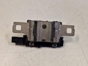 24179745 – 80A827507 – Tailgate lock stop