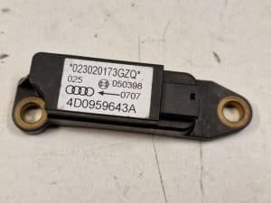 24071340 – 4D0959643A – Airbag Sensor