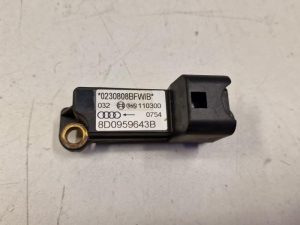 24071956 – 8D0959643B – Airbag Sensor
