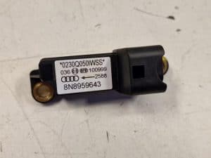 24071856 – 8N8959643 – Airbag Sensor