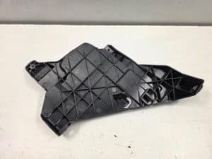 24253301 – 8R0941453A – Stütze (sonstige)