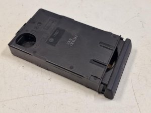 24270816 – 4B0862534D5PR – Getränkehalter