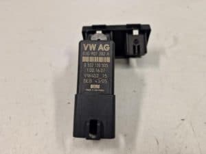 24277777 – 03G907282A – Vorglührelais