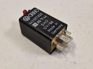 24265329 – 443927826 – Relais