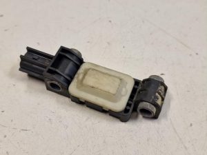 24270770 – 8E0959651A – Airbag Sensor